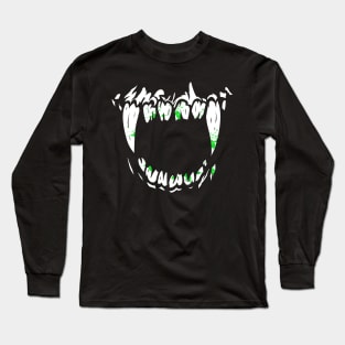 Creepy Monster Fangs with green goo - Gross Vampire Fangs for horror, fantasy, Halloween Long Sleeve T-Shirt